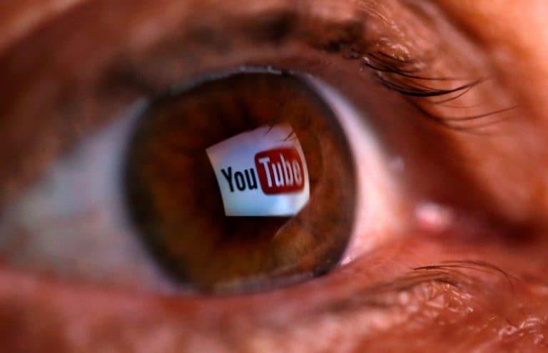 Google表示，90,000名YouTube视频违反了恐怖政策