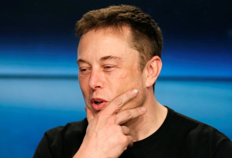 Elon Musk表示，削减工作时间不是一种选择