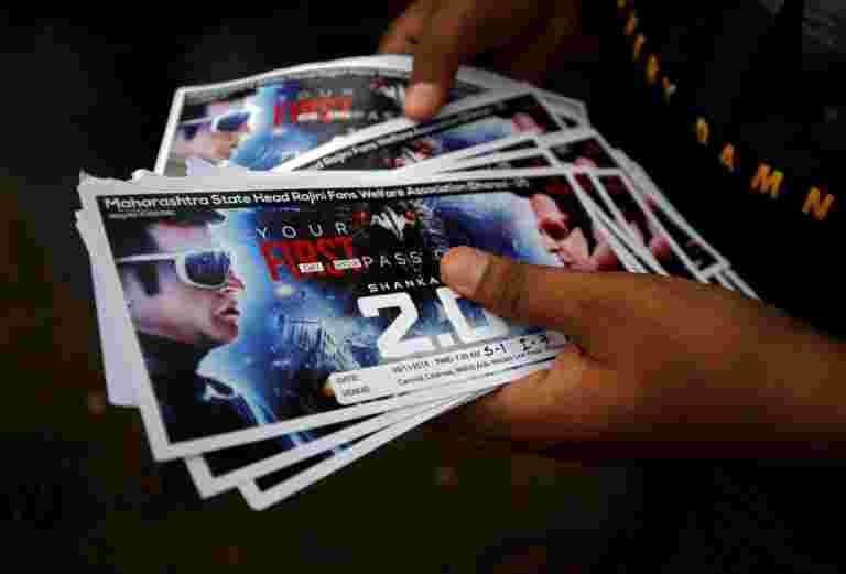 Rajinikanthanth只是在印度最昂贵的电影中主演，但他会在Moolah耙吗？
