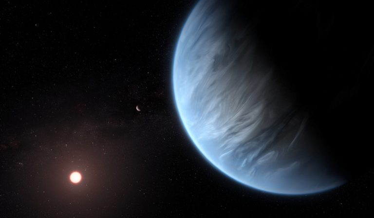 在太阳系之外的行星大气中发现的水